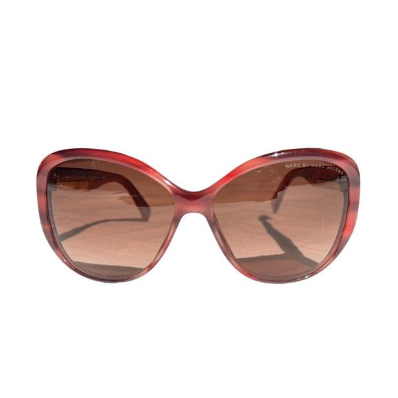 Gradient cat eye sunglasses